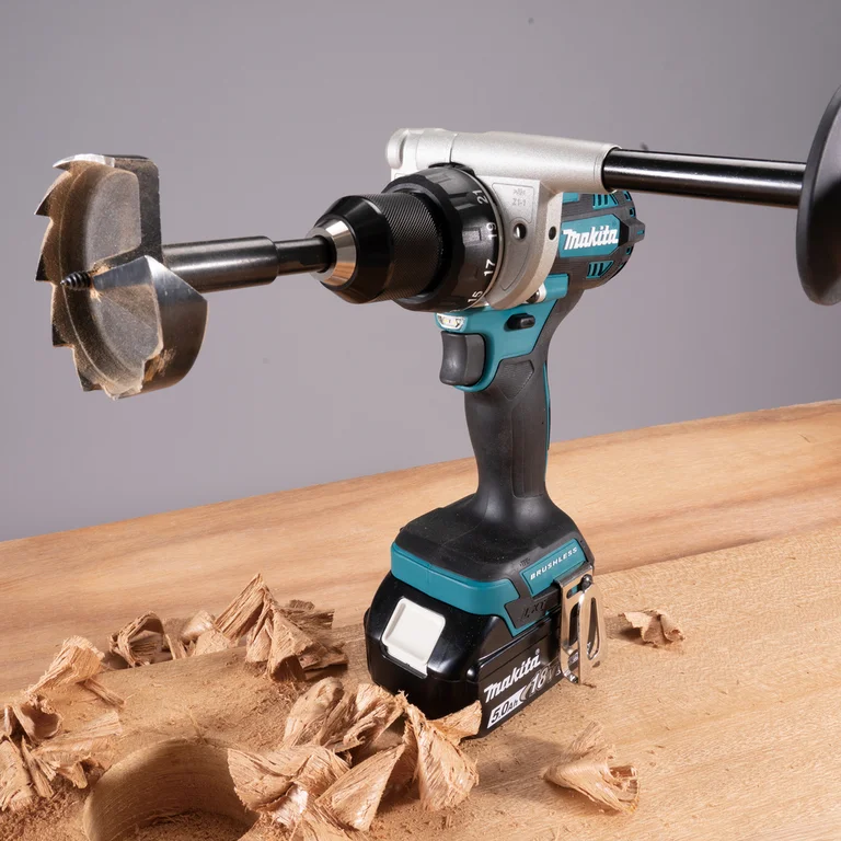 Makita DHP492 slagborrmaskin, leveransinnehållet upplagt