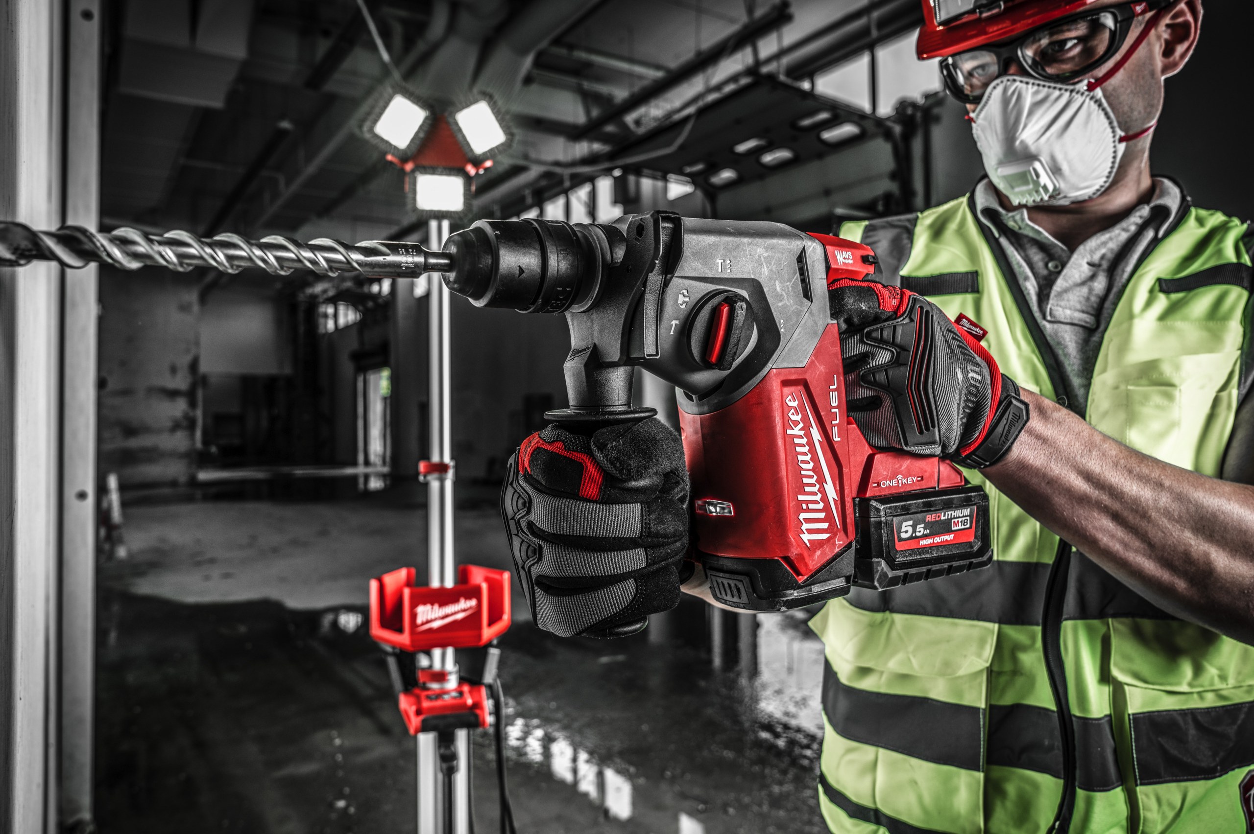 M18 ONEFHX FUEL 26 mm SDS-plus Hammer with FIXTEC and ONE-KEY in use on the job