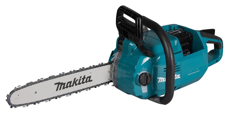 Makita UC011G chainsaw, three-quarter view from the left