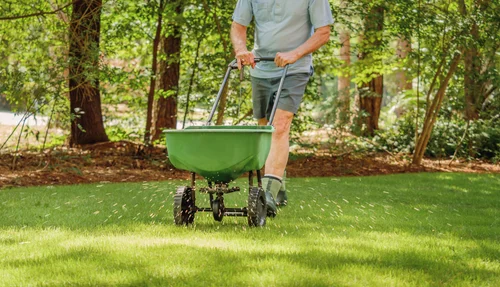 ARENA HydroMaster+ Rasendünger mit 3D Wasserspeicher, 20kg